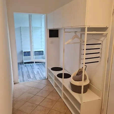 Hiska Na Hribu Ankaran