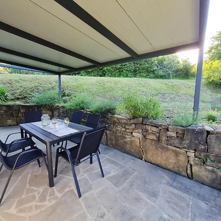 Hiska Na Hribu Holiday home *