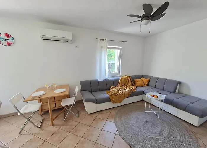 Hiska Na Hribu Ankaran